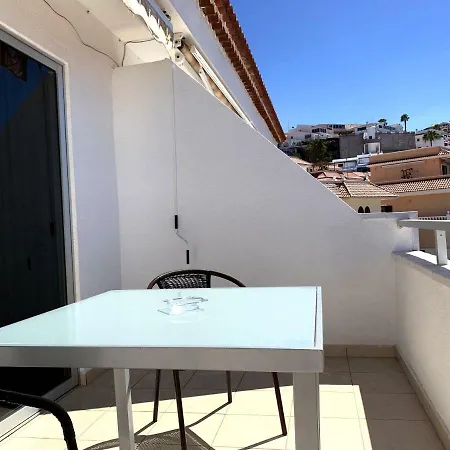 Las Americas With Views And Heated Pool Lägenhet *